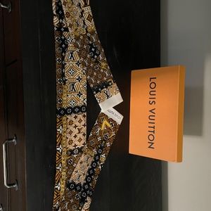 Louis Vuitton Bandeau